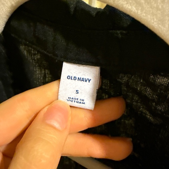 Old Navy Dark Button-Up Shirt - Picture 2 of 3